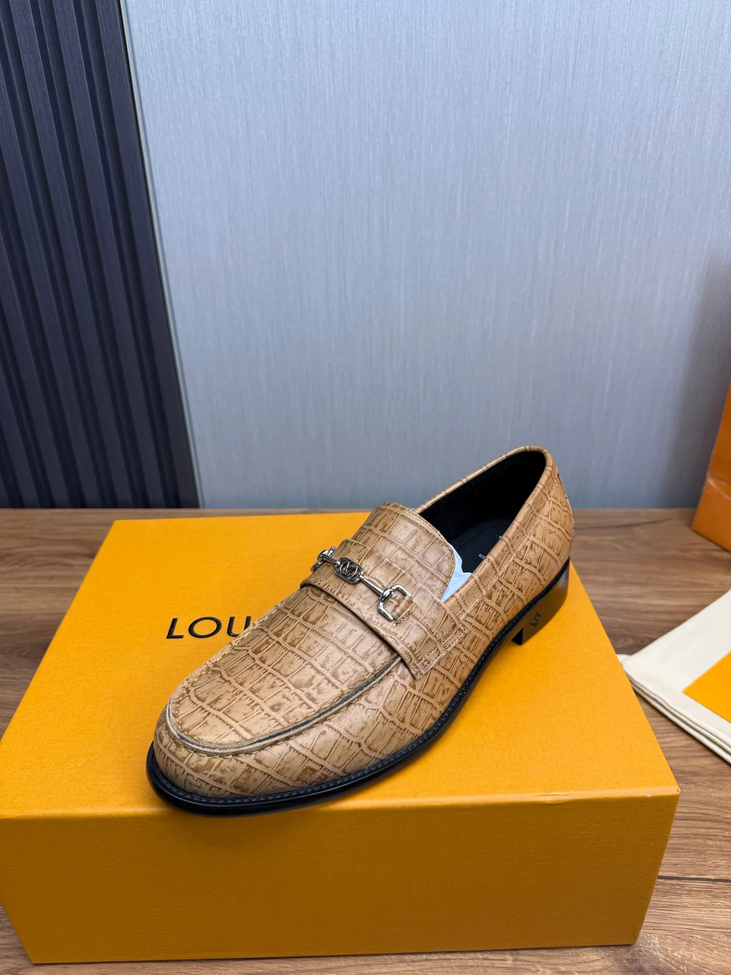 Factory 680💰 LV. Men's business casual leather shoes, all made of imported original brand leather, just to create a more comfortable wearing experience, original non-slip and wear-resistant outsole ✔️16-45 (38.45 non-returnable)
